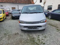 Silver mica metallic Gebraucht 2006 Toyota HiAce Van / Kleinbus | 3.850 € (Fairer Preis)