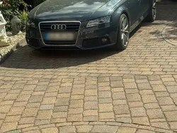 Grau Gebraucht 2009 Audi A4 S-Line Kombi | 10.200 €