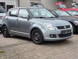 Grau Gebraucht 2009 Suzuki Swift Club Limousine | 2.599 € (Fairer Preis)