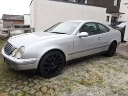 Mercedes CLK320