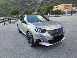 Schwarz Gebraucht 2021 Peugeot e-2008 GT SUV | 16.590 € (Etwas zu teuer)