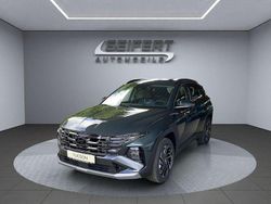 Cypress green / mic Gebraucht 2024 Hyundai Tucson Prime SUV | 36.990 € (Teuer)