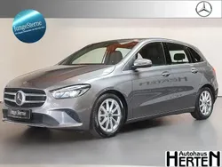 Mountaingrau Gebraucht 2019 Mercedes B180 Progressive Van / Kleinbus | 34.900 €