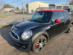 Schwarz Gebraucht 2010 Mini John Cooper Works Kleinwagen | 5.990 € (Guter Preis)