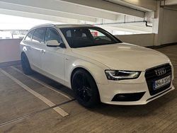 Weiß Gebraucht 2012 Audi A4 S-Line Kombi | 7.900 € (Guter Preis)
