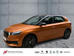 Phoenixorange metallic Gebraucht 2023 Skoda Fabia Ambition Kleinwagen | 16.960 € (Fairer Preis)