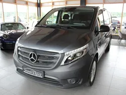 Flintgrau Gebraucht 2018 Mercedes Vito Van / Kleinbus | 28.990 € (Teuer)