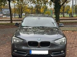 Grau Gebraucht 2012 BMW 118 Sport Line Kleinwagen | 8.800 € (Fairer Preis)