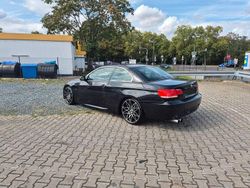 Schwarz Gebraucht 2009 BMW 320 Cabriolet Performance Cabrio | 10.000 € (Fairer Preis)