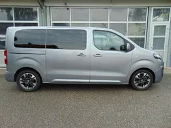 Grau Gebraucht 2021 Opel Zafira Life Edition Van | 36.800 € (Fairer Preis)