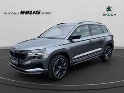 Graphitegrau metallic/graphit met. Gebraucht 2024 Skoda Karoq SportLine SUV | 35.970 € (Etwas zu teuer)