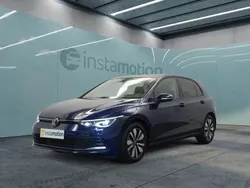 Blau Gebraucht 2024 VW Golf VIII Pro Limousine | 27.099 € (Guter Preis)