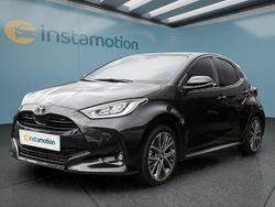 Schwarz Gebraucht 2024 Toyota Yaris Hybrid Kleinwagen | 26.199 € (Teuer)