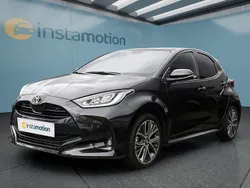 Schwarz Gebraucht 2024 Toyota Yaris Hybrid Kleinwagen | 26.549 € (Teuer)