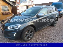 Grau Gebraucht 2017 Volvo XC60 R-Design Momentum SUV | 19.950 € (Fairer Preis)
