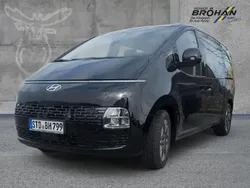 Abyss black / mic Gebraucht 2024 Hyundai Staria Trend Van | 44.480 € (Superpreis)