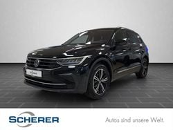 Deep black perleffekt (metallic) Gebraucht 2021 VW Tiguan United SUV | 25.400 € (Guter Preis)