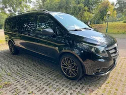 Schwarz Gebraucht 2018 Mercedes Vito Van / Kleinbus | 32.500 €