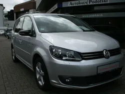 Silber Gebraucht 2012 VW Touran Match Van / Kleinbus | 10.990 € (Etwas zu teuer)