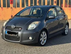 Grau Gebraucht 2008 Toyota Yaris Kleinwagen | 4.290 € (Fairer Preis)