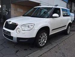 Weiß Gebraucht 2010 Skoda Yeti Experience SUV | 5.199 € (Fairer Preis)