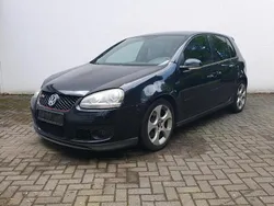 VW Golf V