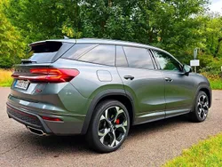 Grau Gebraucht 2025 Skoda Kodiaq RS SUV | 53.000 € (Fairer Preis)