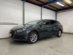 Grau Gebraucht 2016 Hyundai i40 Trend Limousine | 12.500 € (Fairer Preis)