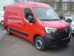 Rot Gebraucht 2023 Renault Master Van | 29.990 € (Fairer Preis)