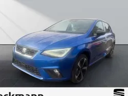 Blau Neu 2024 Seat Ibiza FR Limousine | 26.990 € (Etwas zu teuer)