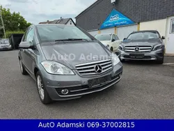 Grau Gebraucht 2010 Mercedes A160 Elegance Van / Kleinbus | 6.890 € (Etwas zu teuer)