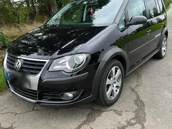 Schwarz Gebraucht 2008 VW Touran Cross Van / Kleinbus | 5.999 € (Fairer Preis)