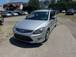 Silber Gebraucht 2012 Hyundai i30 Edition Kombi | 2.750 € (Superpreis)