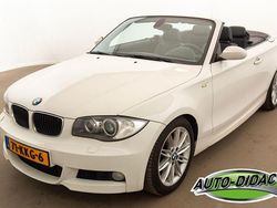 Weiß Gebraucht 2009 BMW 118 Cabriolet Cabrio | 3.750 € (Teuer)