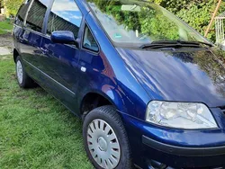 Blau Gebraucht 2004 VW Sharan Highline Van / Kleinbus | 1.850 € (Fairer Preis)