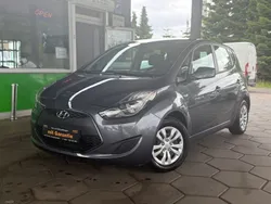 Grau Gebraucht 2016 Hyundai ix20 Classic Van / Kleinbus | 9.990 € (Fairer Preis)