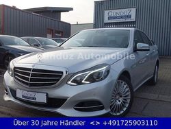 Silber Gebraucht 2015 Mercedes E200 Elegance Limousine | 16.999 € (Fairer Preis)