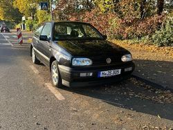 Schwarz Gebraucht 1996 VW Golf III Kleinwagen | 1.250 € (Fairer Preis)