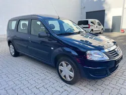 Blau Gebraucht 2013 Dacia Logan MCV Limousine | 3.500 € (Teuer)