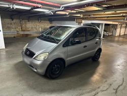 Grau Gebraucht 2001 Mercedes A160 Classic Limousine | 750 € (Superpreis)