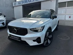 Weiß Gebraucht 2022 Volvo XC40 Ultimate SUV | 32.999 € (Etwas zu teuer)