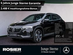 Schwarz / nachtschwarz Gebraucht 2021 Mercedes EQA250 Electric Art SUV | 29.700 € (Fairer Preis)