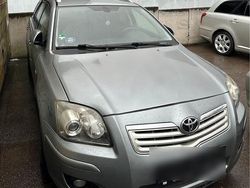 Silber Gebraucht 2007 Toyota Avensis Kombi | 3.000 €