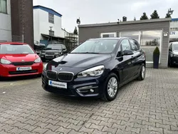 Imperialblau brillanteffekt me Gebraucht 2014 BMW 218 Luxury Line Van / Kleinbus | 9.980 € (Guter Preis)