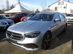 Silber Gebraucht 2022 Mercedes E220 Avantgarde Limousine | 22.750 € (Superpreis)