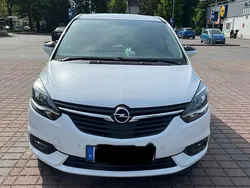 Weiß Gebraucht 2018 Opel Zafira Van / Kleinbus | 9.000 € (Superpreis)