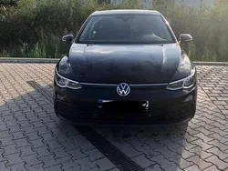 Gebraucht 2020 VW Golf VII Life Limousine | 20.500 € (Etwas zu teuer)