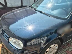 Blau Gebraucht 2000 VW Golf IV Kleinwagen | 1.000 € (Guter Preis)