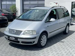 Silber Gebraucht 2005 VW Sharan Family Van / Kleinbus | 4.999 € (Teuer)