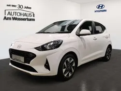 Atlas white / sol Neu 2024 Hyundai i10 Trend Kleinwagen | 17.999 € (Fairer Preis)
